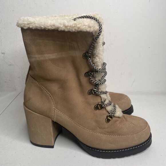 Stuart Weitzman Fur Boots - Picture 2 of 11